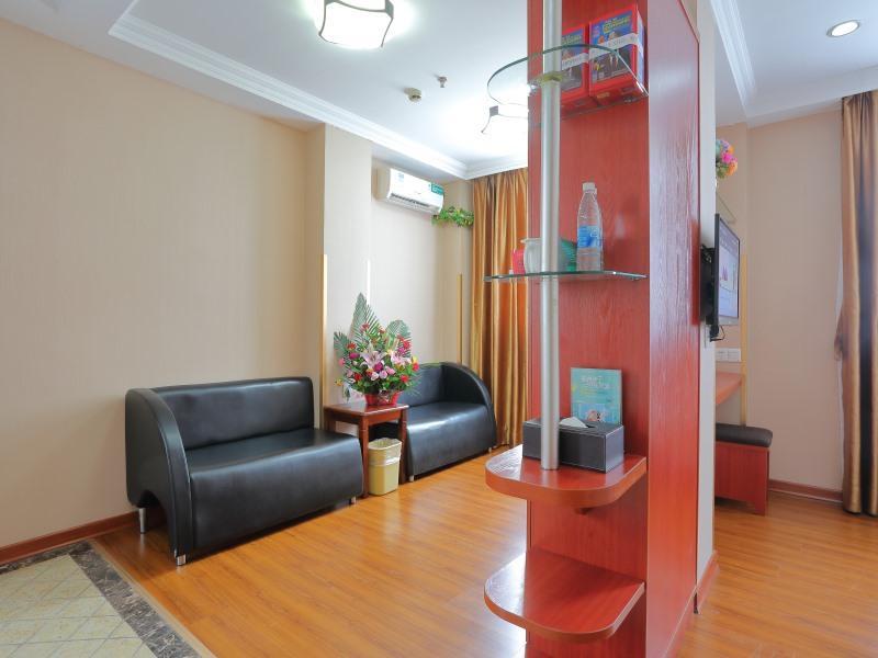 Greentree Inn Guangdong Shantou Changping Road Express Hotel מראה חיצוני תמונה