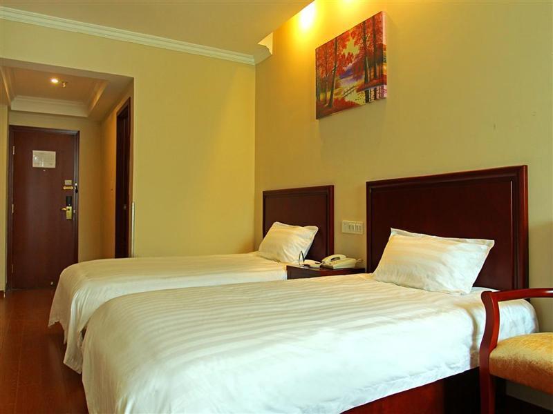 Greentree Inn Guangdong Shantou Changping Road Express Hotel מראה חיצוני תמונה